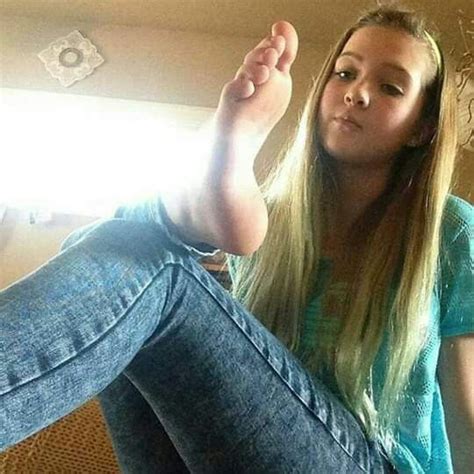 lesbian ass feet Search